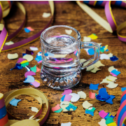 48x Schnapglas mit Henkel für JGA, Party, Hochzeit, Schnapskrug, Henkelstamper, Minikrug