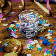 Schnapsglas mit Henkel 2cl zum Umhängen mit Band - Schnapsgläser, Shotgläser 30770